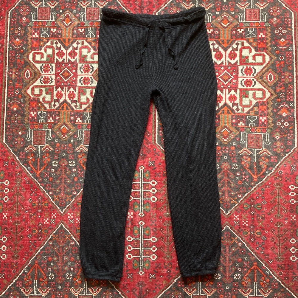 Love by GAP Women's Black Waffle Knit Pajama Pants Small S like new, stretch